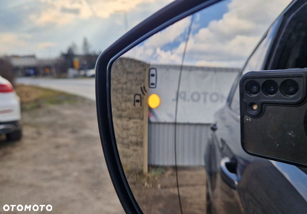 Ford Kuga 2.0 TDCi 4x4 ST-Line - 33