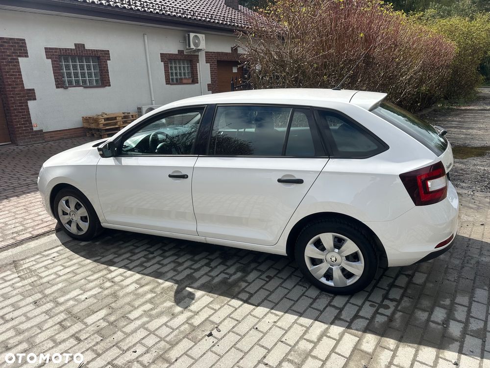 Skoda RAPID 1.4 TDI DPF Edition - 8