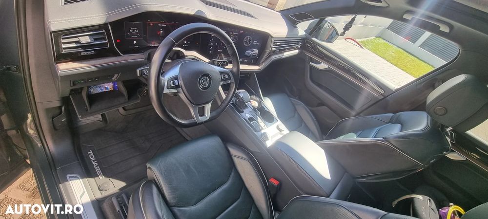 Volkswagen Touareg V6 TDI SCR 4Motion Aut. Elegance FINAL EDITION - 12