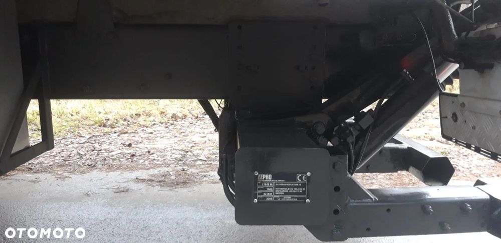 Volvo FM 380 Euro5 Super Stan tylko 620tyś km kabina sypialna ogrzewany kontener - 6