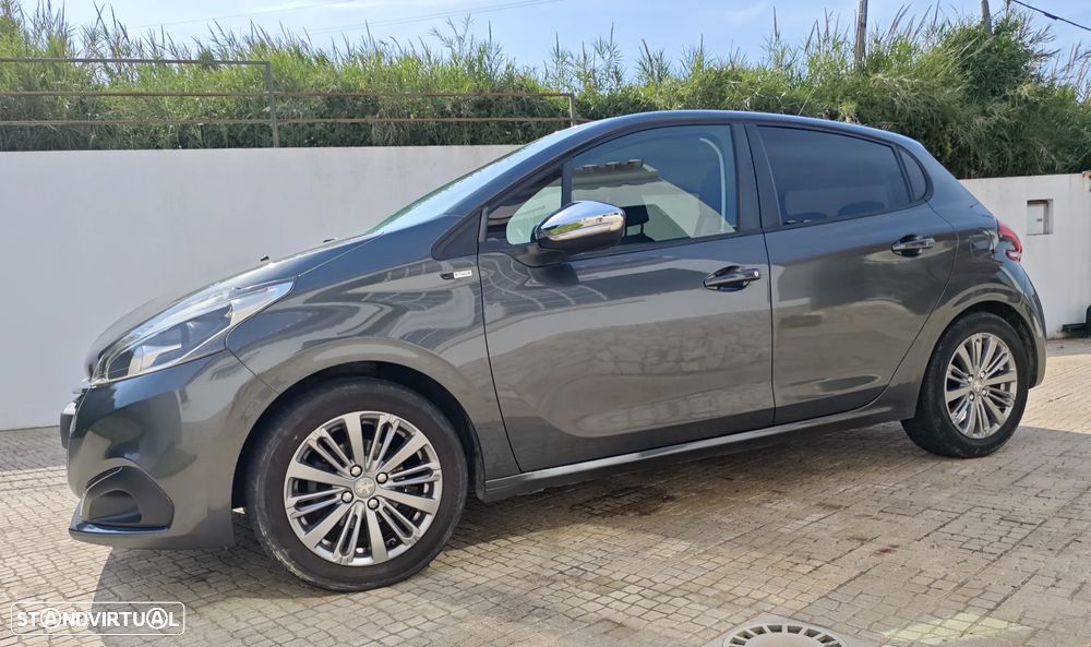 Peugeot 208 PureTech 82 Style - 11
