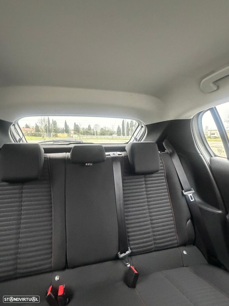 Peugeot e-208 50 kWh Active Pack - 12