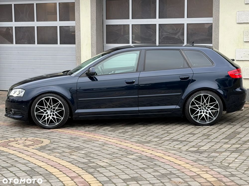 Audi A3 Sportback 2.0 TDI Ambiente - 8