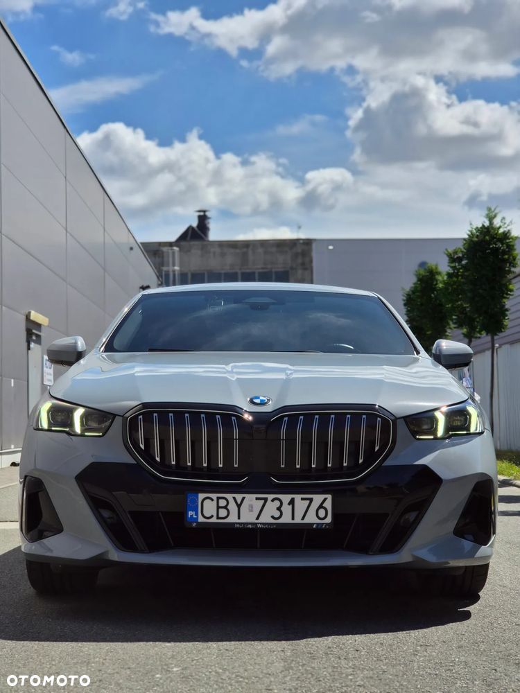 BMW Seria 5 - 29