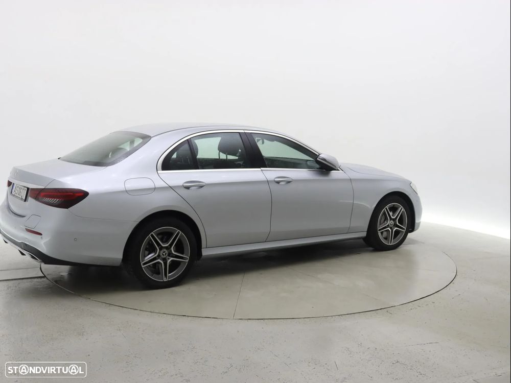 Mercedes-Benz E 300 de AMG Line - 7