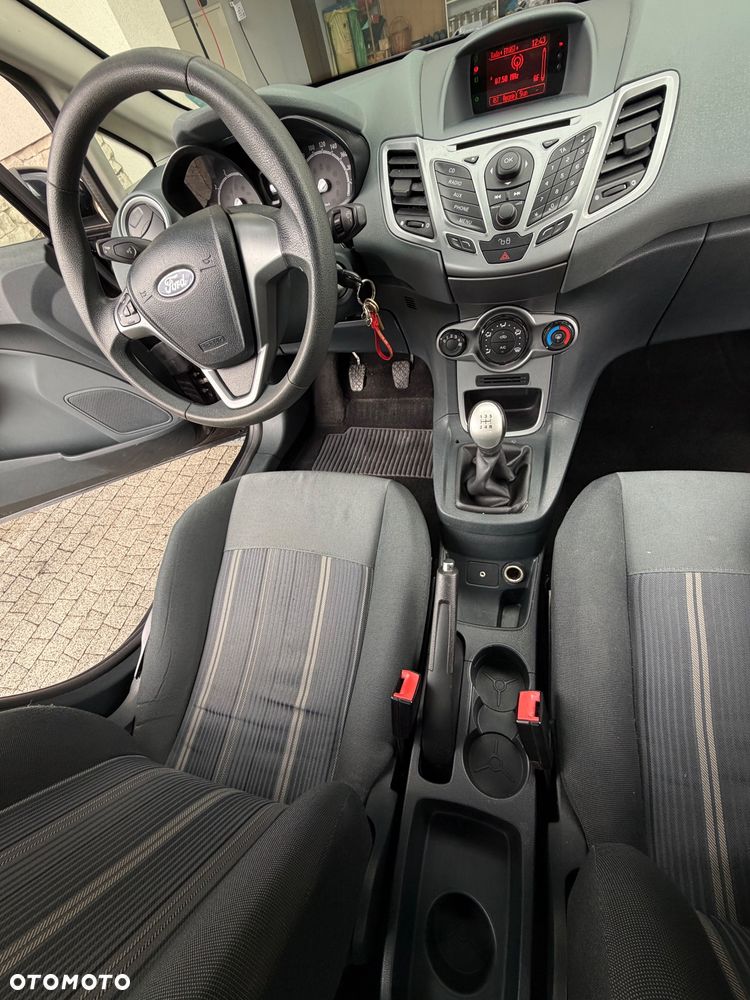 Ford Fiesta 1.25 Silver X - 12