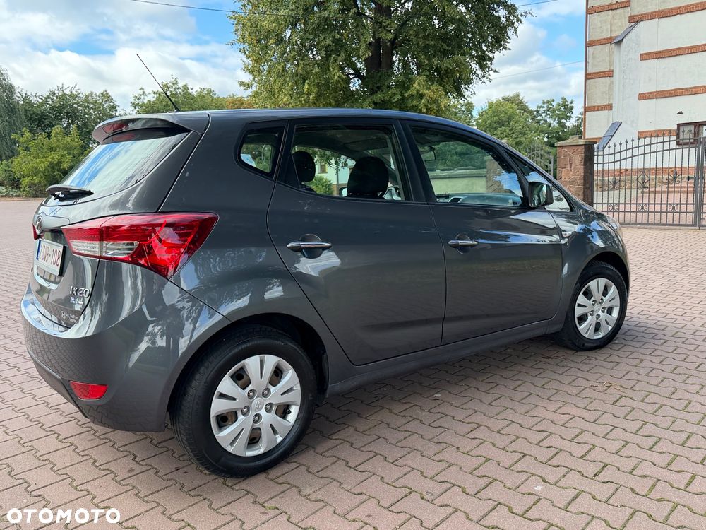 Hyundai ix20 1.4 CRDi Premium - 17