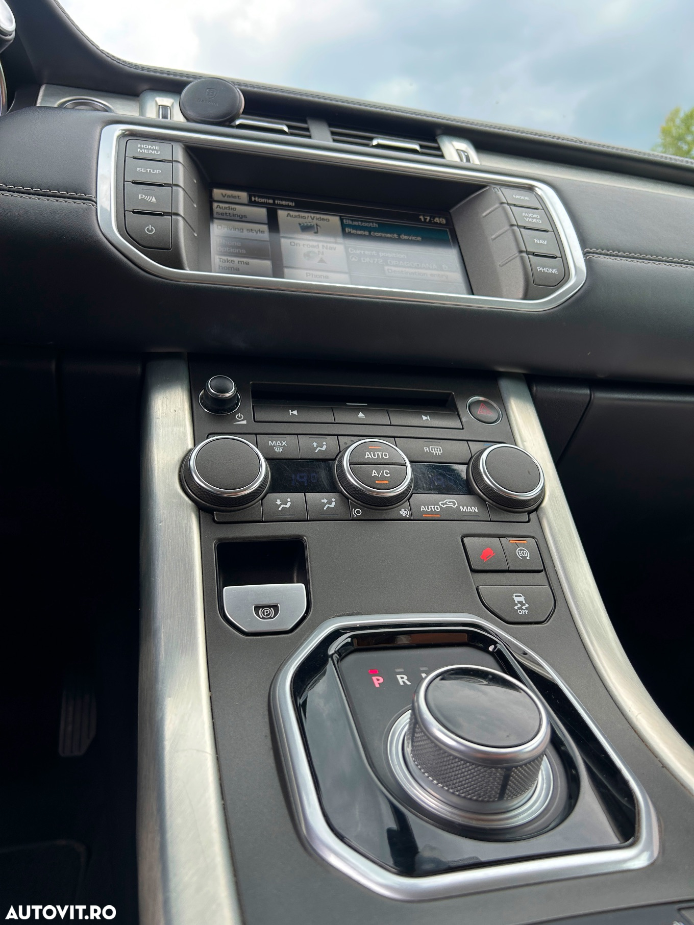 Land Rover Range Rover Evoque - 12