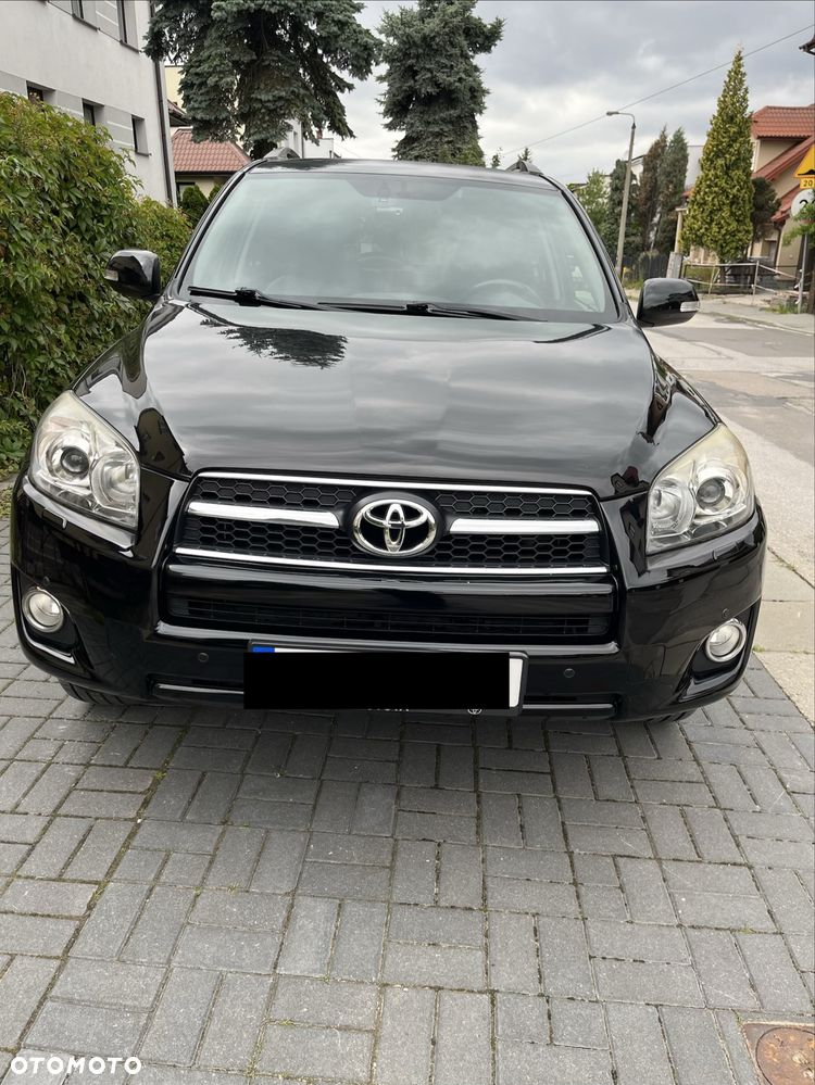 Toyota RAV4 - 1