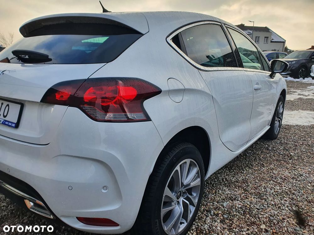 Citroën DS4 PureTech 130 Stop&Start SoChic - 4