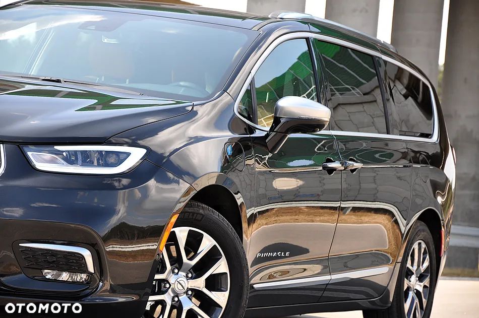 Chrysler Pacifica - 7