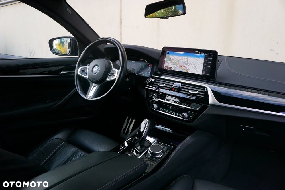 BMW Seria 5 545e xDrive M Sport sport - 17