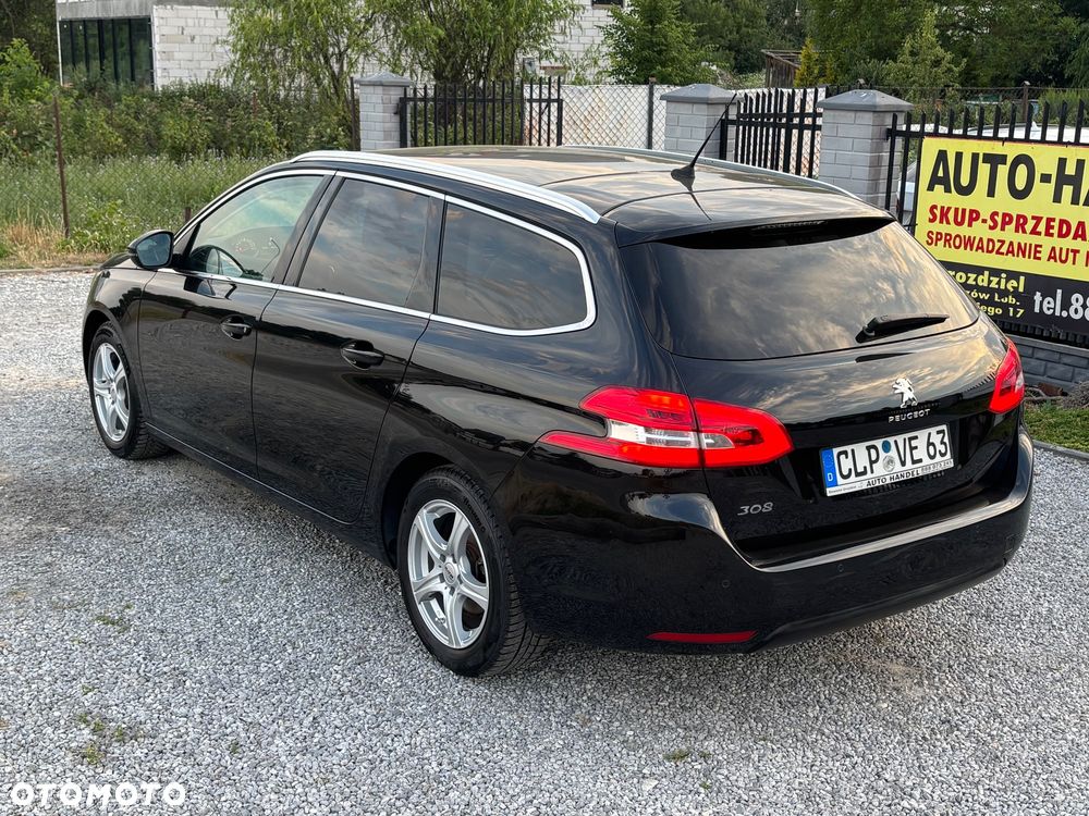 Peugeot 308 - 25