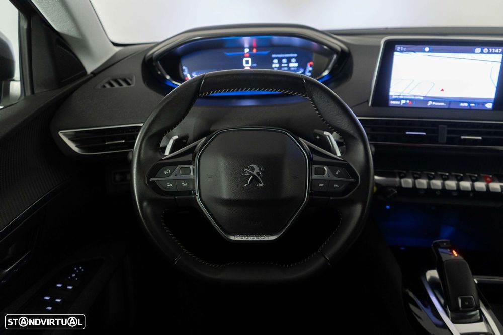 Peugeot 5008 1.2 PureTech Allure EAT8 - 26