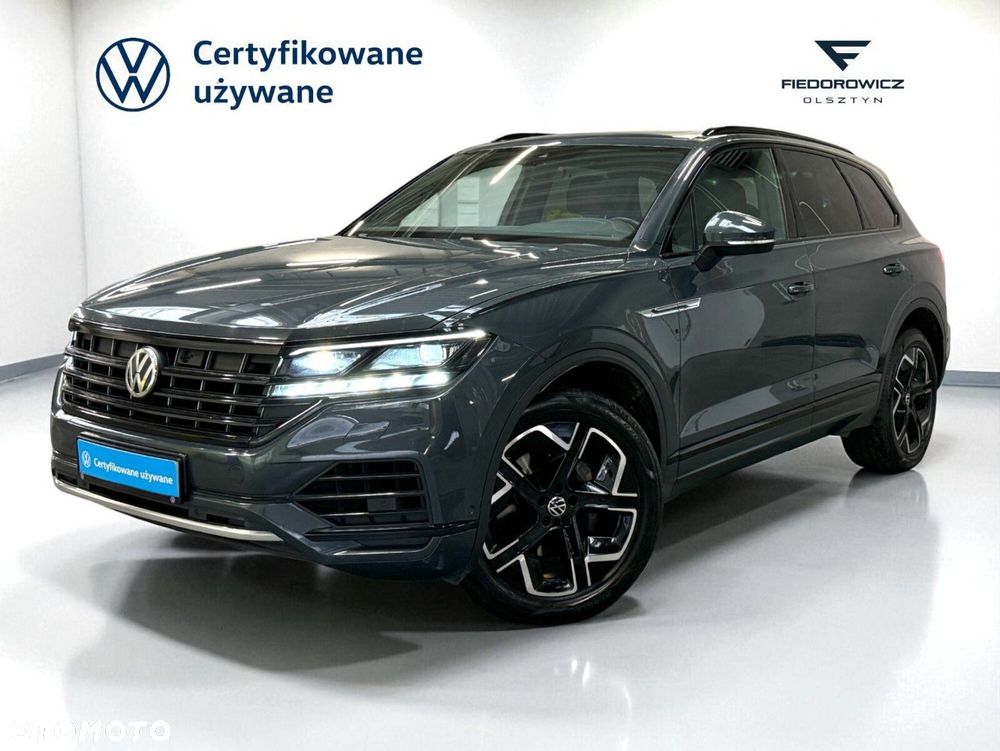 Volkswagen Touareg - 1