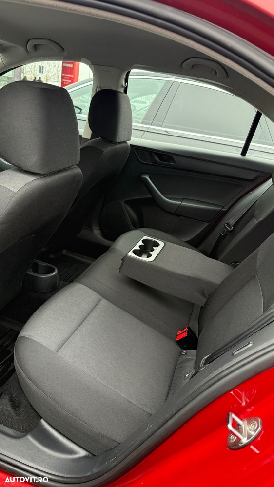 Skoda RAPID 1.6 TDI Active - 13