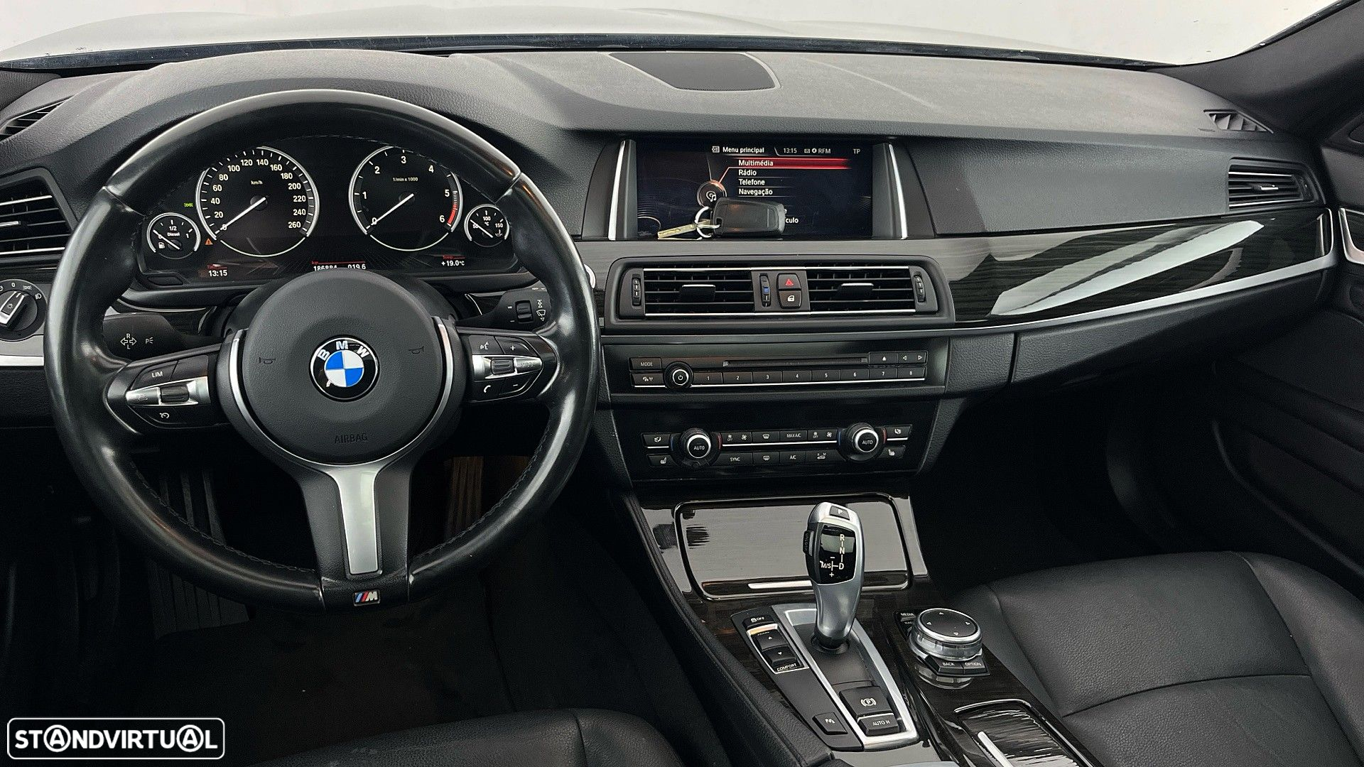 BMW 520 d Line Luxury Auto - 29