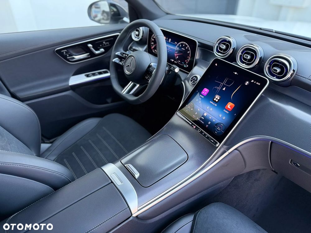 Mercedes-Benz GLC - 28