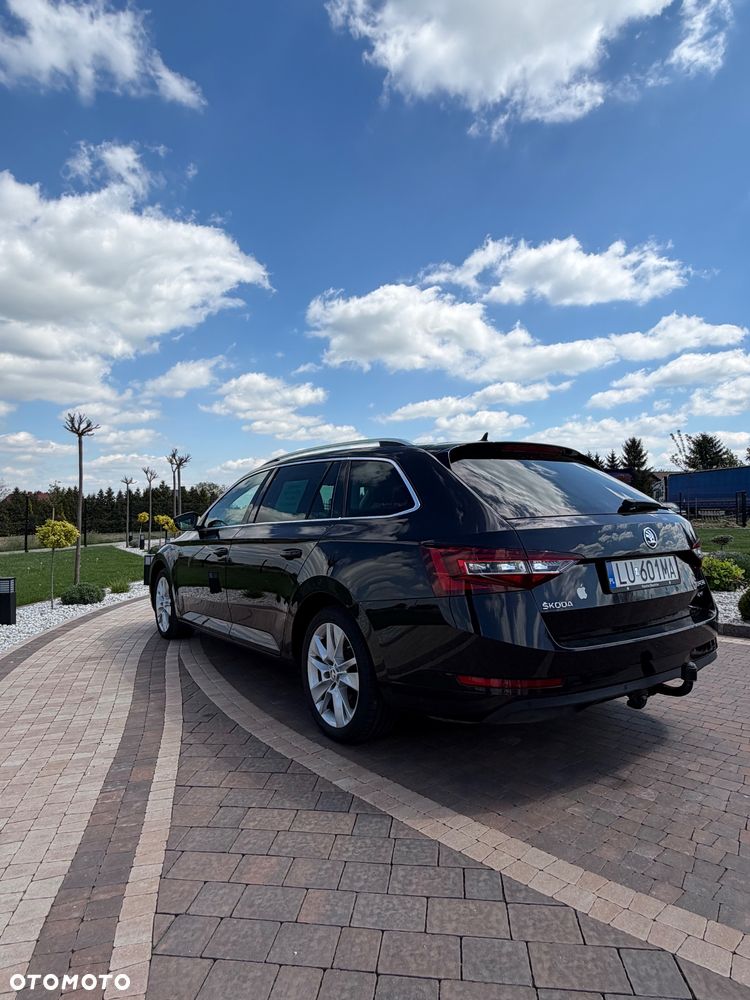Skoda Superb 2.0 TDI 4x4 Ambition DSG - 4