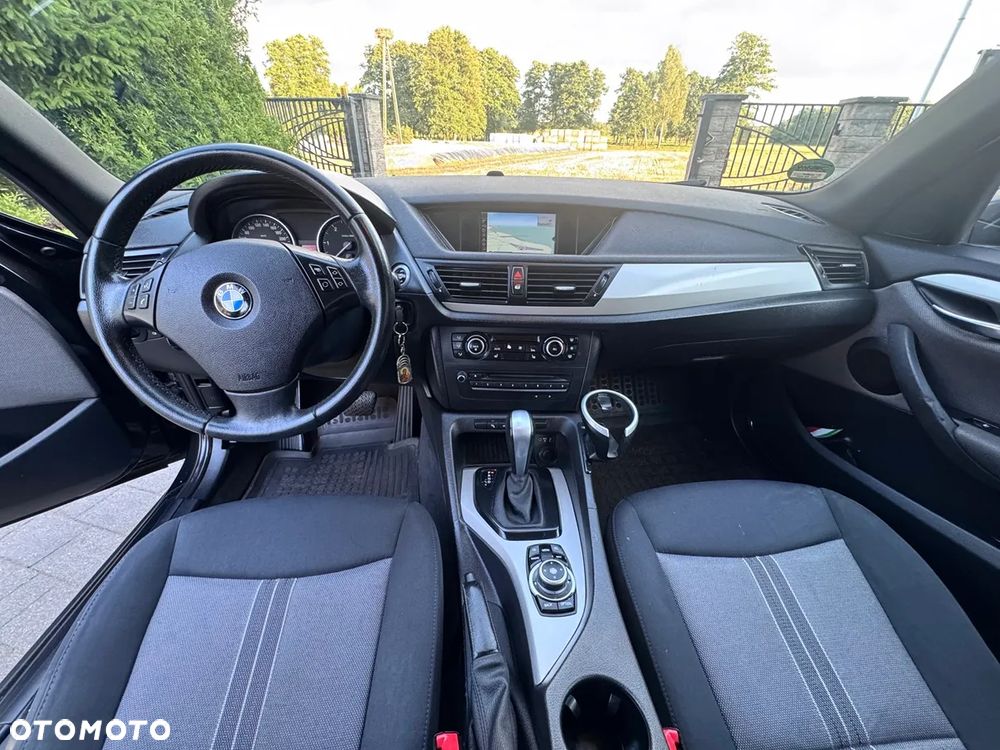 BMW X1 sDrive18d - 27