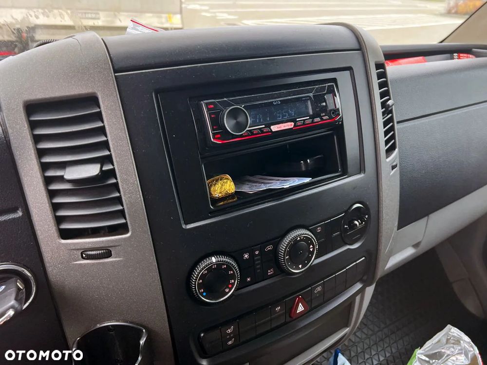 Volkswagen Crafter - 15