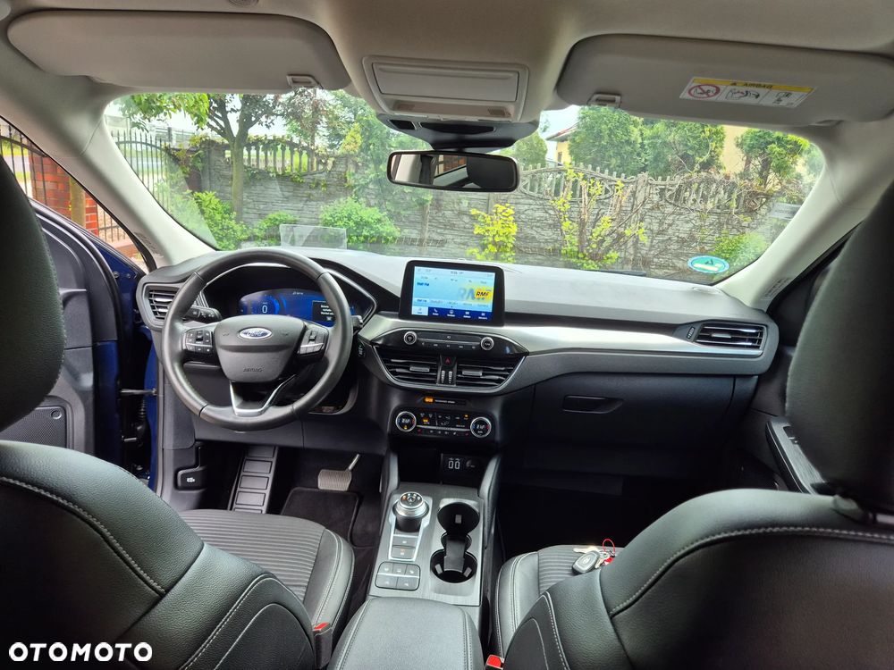Ford Kuga 2.0 EcoBlue 4x4 TITANIUM X - 36