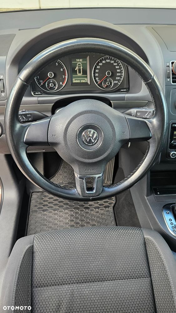 Volkswagen Touran 1.4 TSI Comfortline DSG - 16