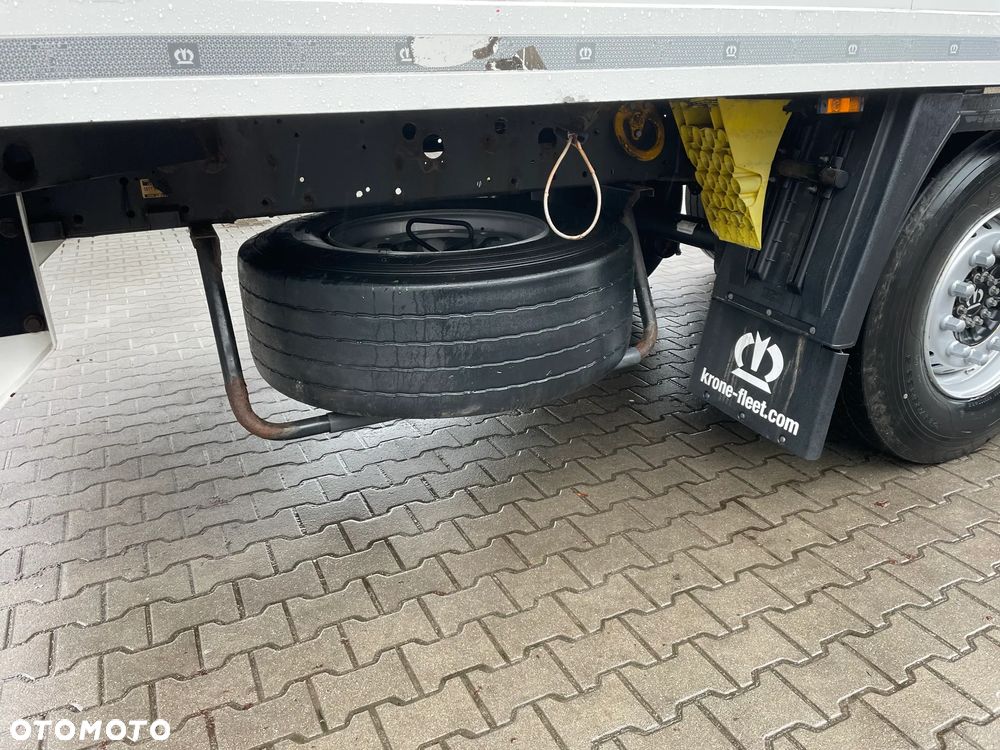 Krone Chłodnia ,Doppelstock , Carrier Vector 1950, Kwiatowa 2,50m - 15