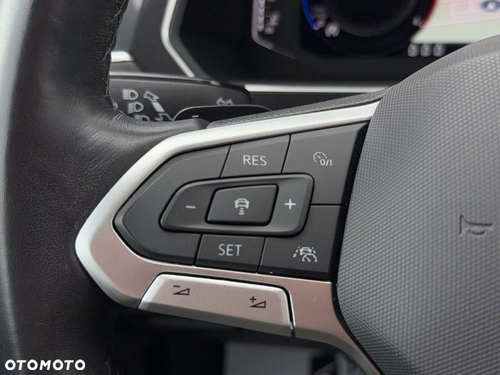 Volkswagen Tiguan - 19