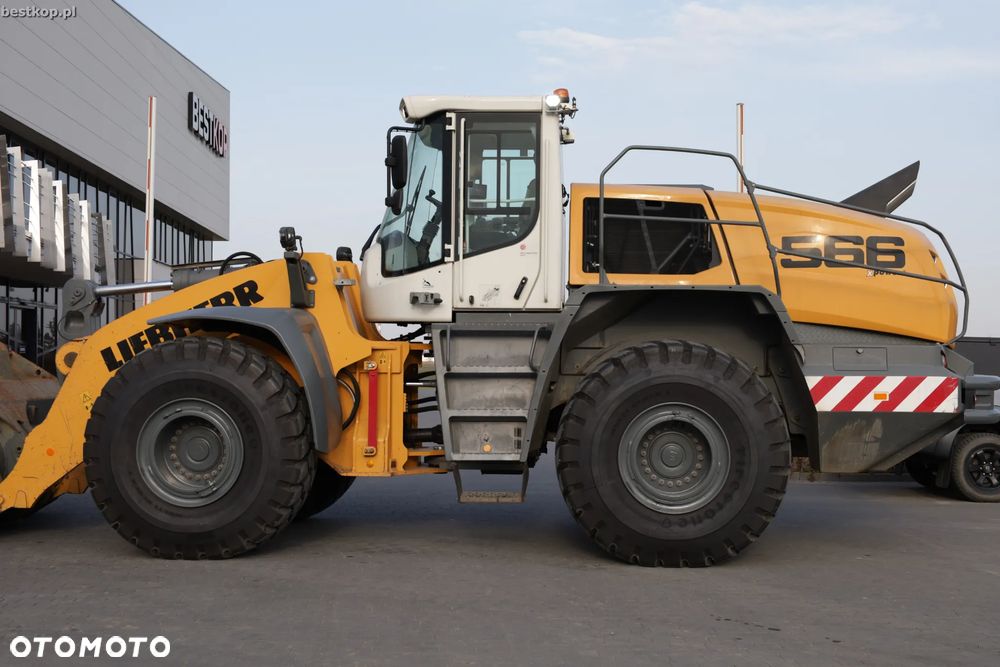 Liebherr L566 XPower - 11