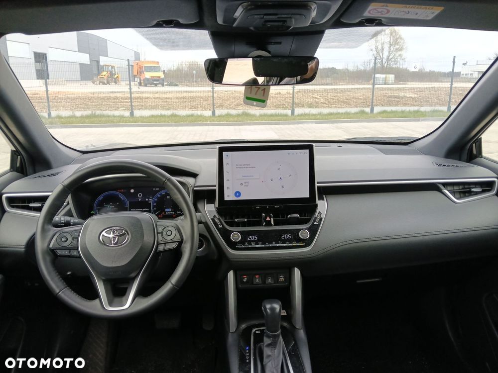 Toyota Corolla Cross - 2