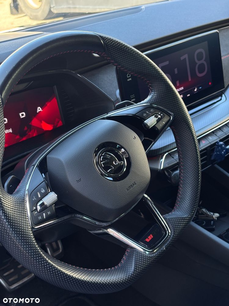 Skoda Octavia 2.0 TSI RS DSG - 8
