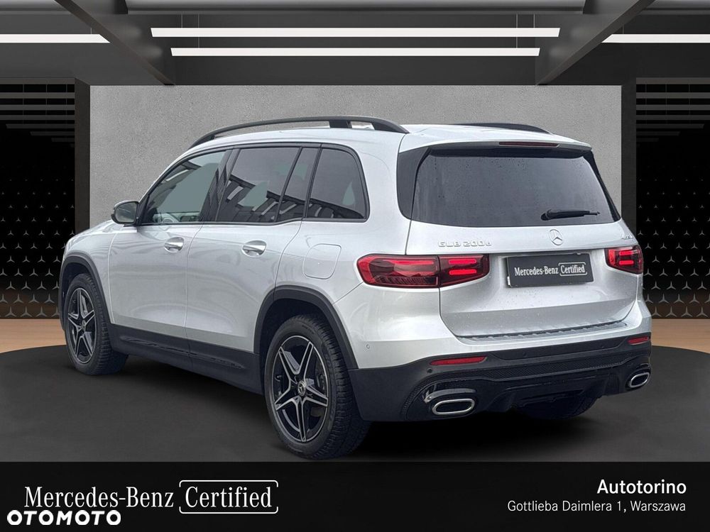 Mercedes-Benz GLB - 4