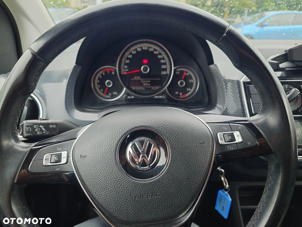 Volkswagen up! - 14
