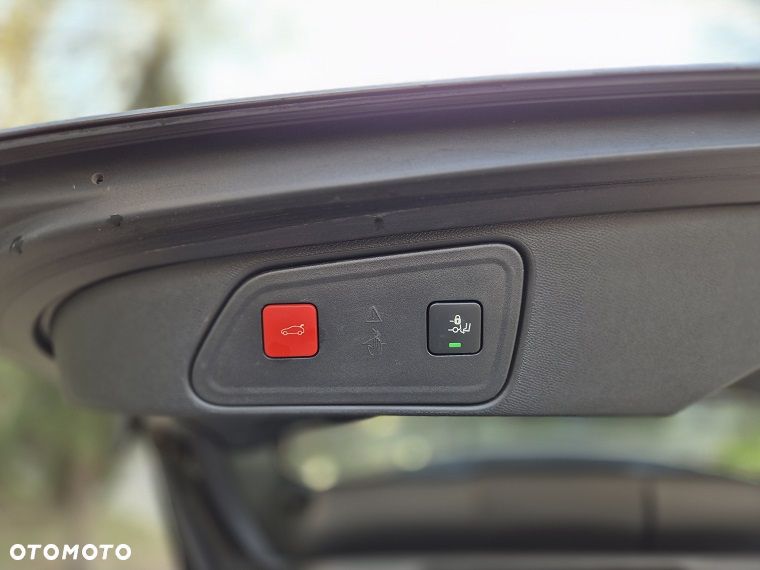 Peugeot 3008 BlueHDi 130 Stop & Start EAT8 Allure - 7