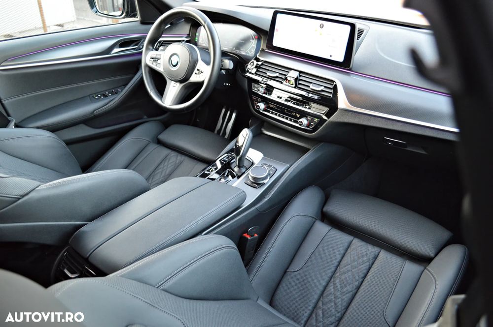 BMW Seria 5 530e Aut. - 12