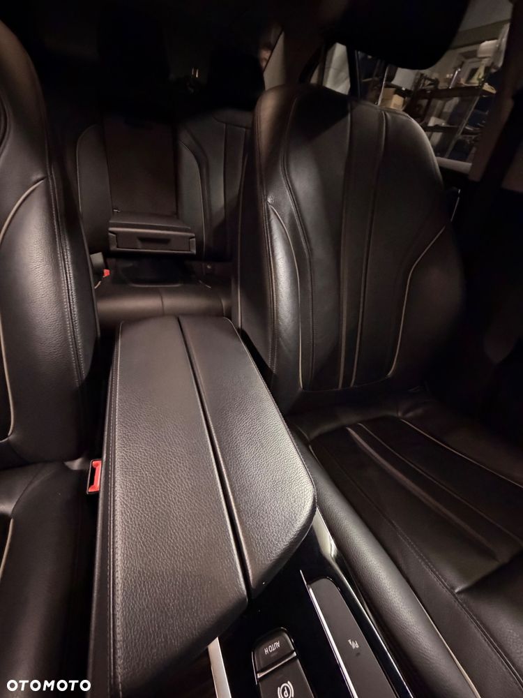 BMW Seria 5 520d Luxury Line sport - 22