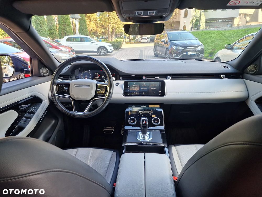 Land Rover Range Rover Evoque - 26