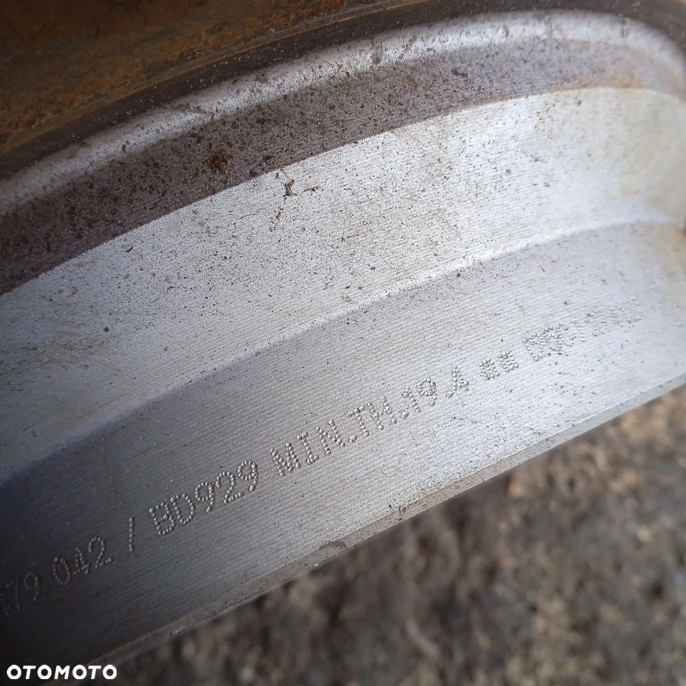 Tarcze hamulcowe W212 3.0CDI - 17