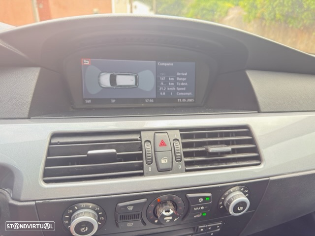 BMW 530 dA Touring - 17