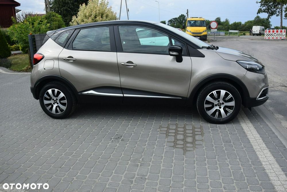 Renault Captur ENERGY TCe 120 Experience - 9
