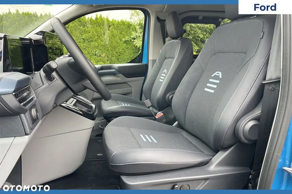 Ford Tourneo Custom - 10
