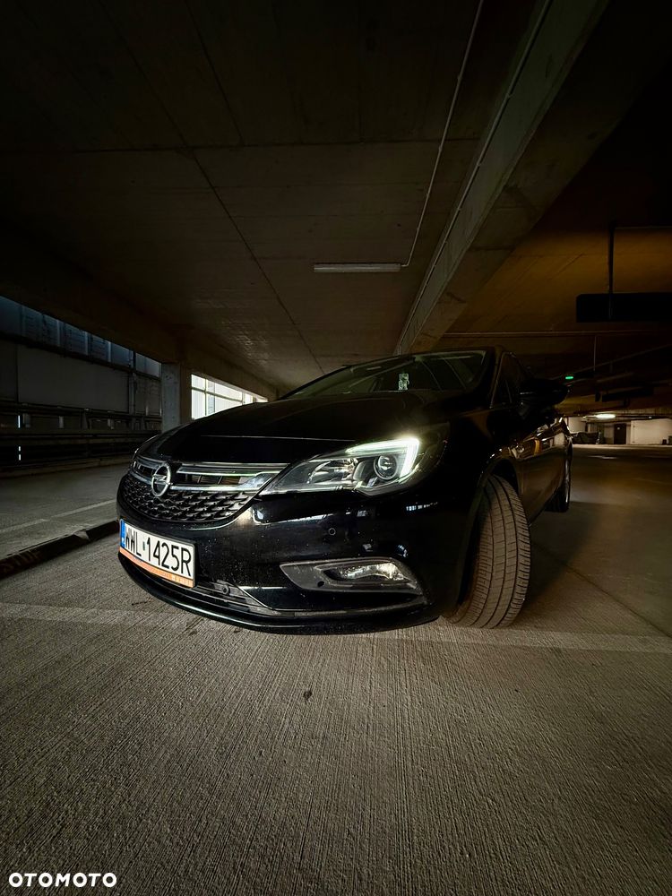Opel Astra 1.6 CDTI Cosmo - 2