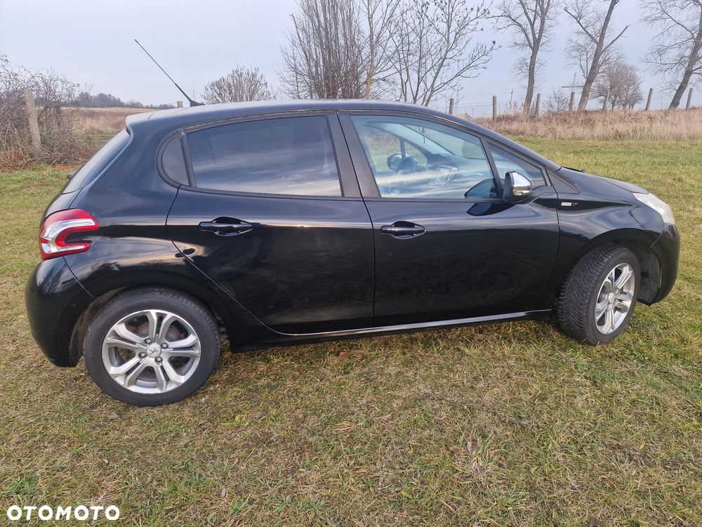 Peugeot 208 82 PureTech Style - 10