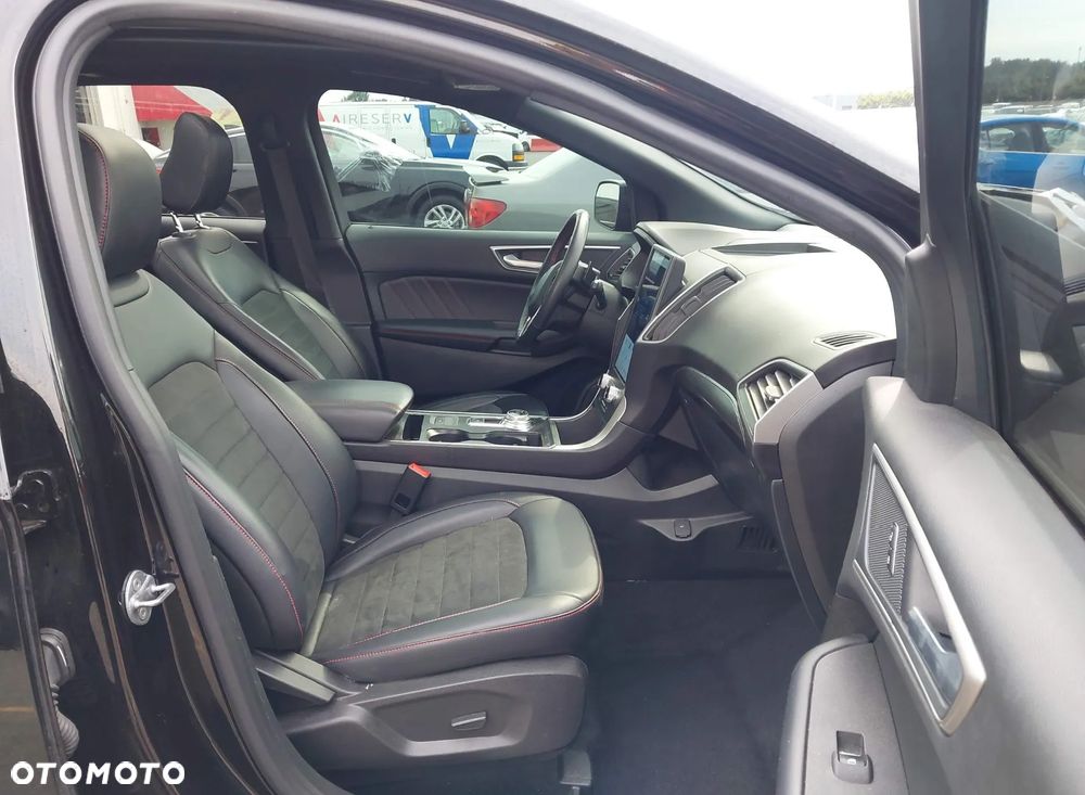 Ford Edge - 9