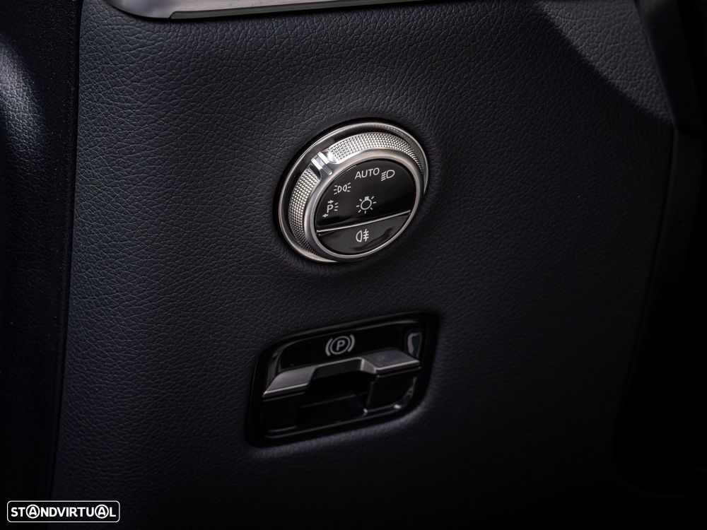 Mercedes-Benz GLC 300 e 4Matic - 11