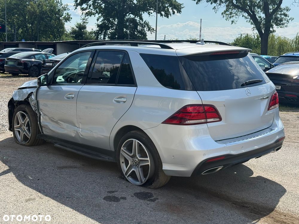 Mercedes-Benz GLE 500 e 4Matic 7G-TRONIC - 12