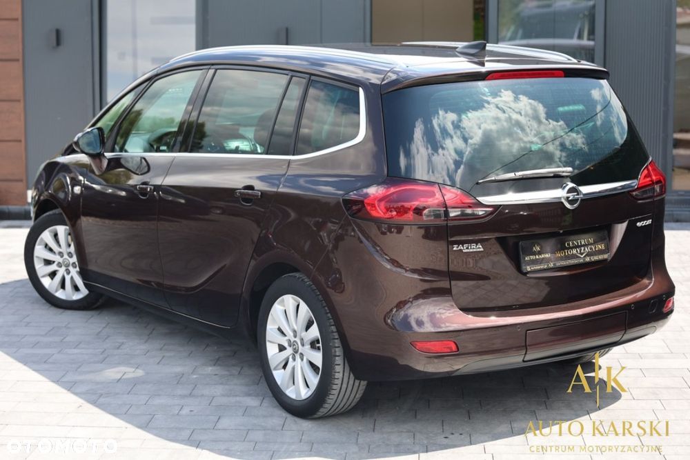 Opel Zafira - 10