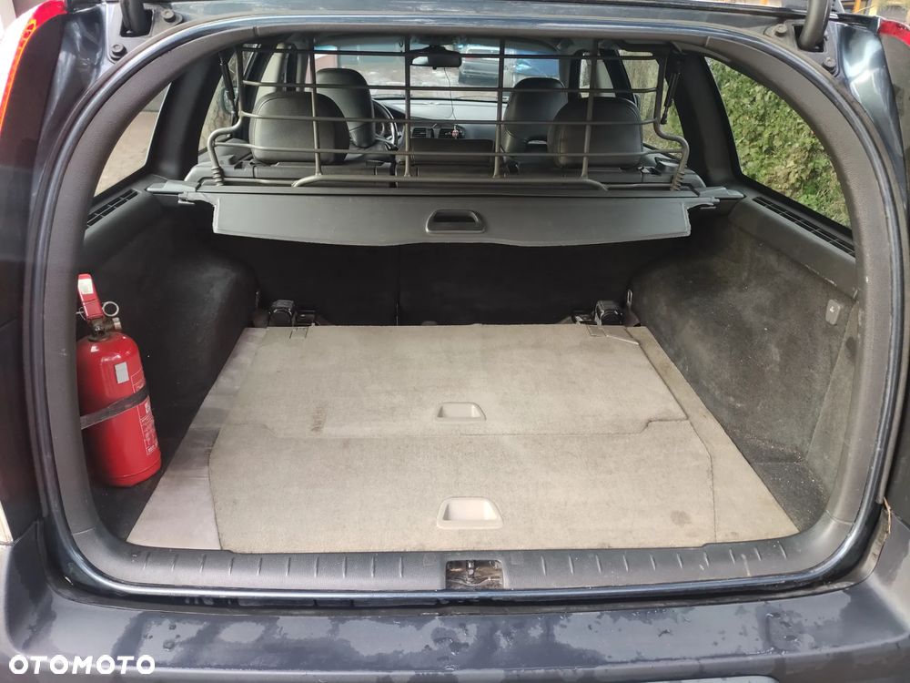 Volvo XC 70 D5 AWD Momentum - 5