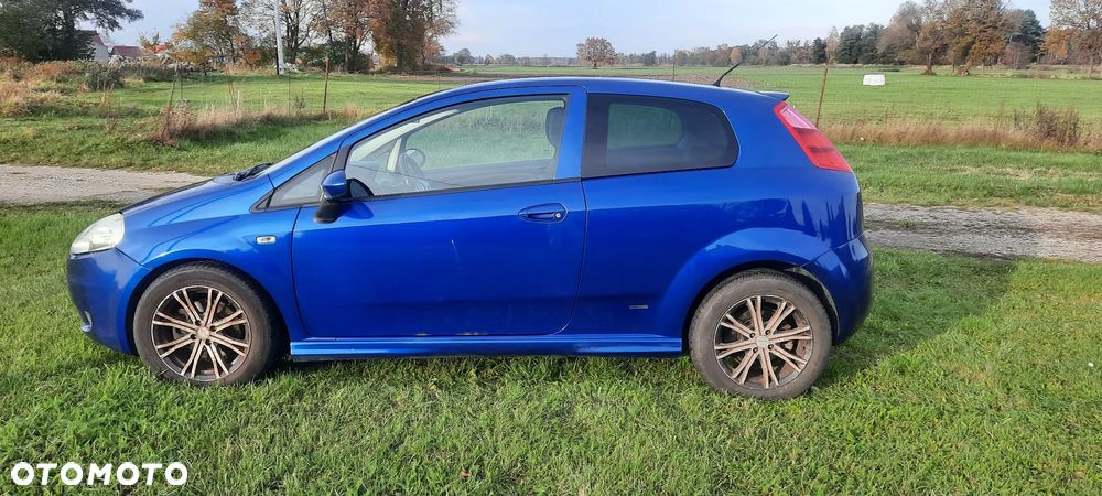 Fiat Grande Punto 1.9 Multijet 8V Sport - 2